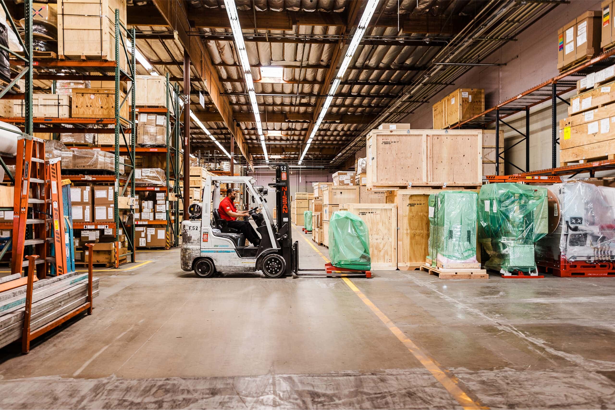 fork lift logistics warehouse